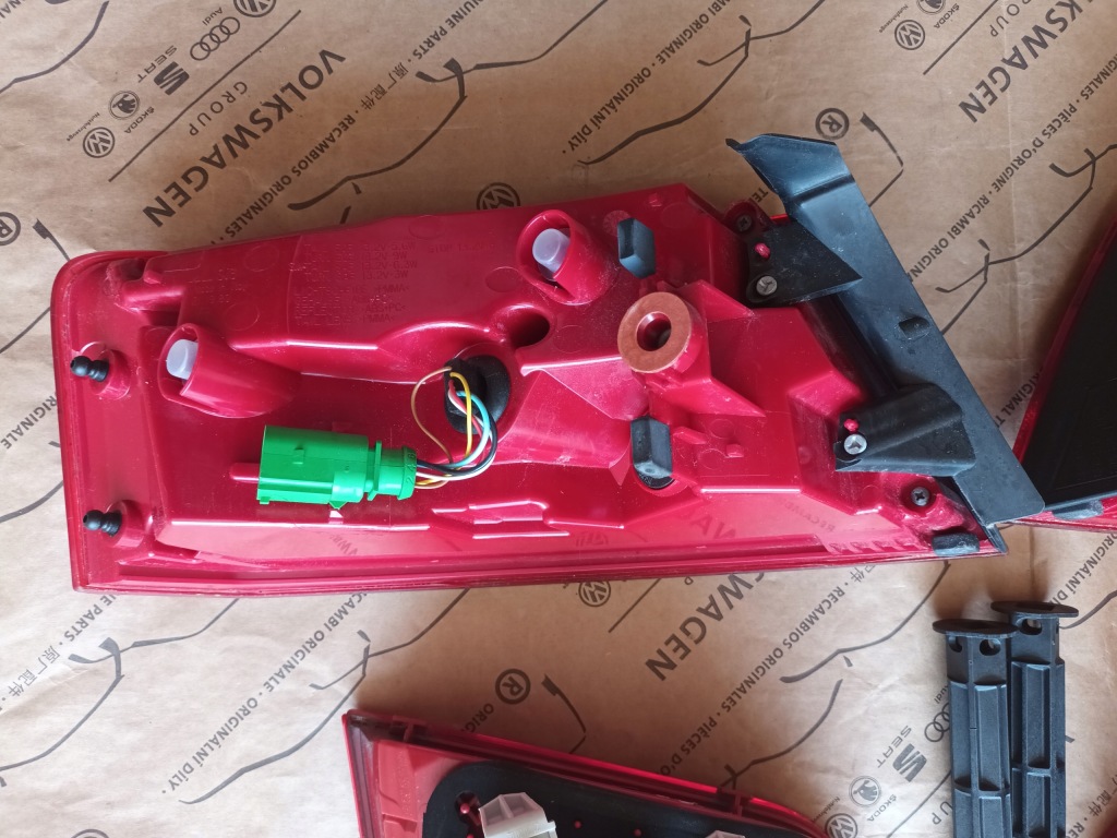 Audi a5 8t рестайлинг  sprotbeck фары фара задняя led комплект 8t8945096f 8t8945095f Оригинал