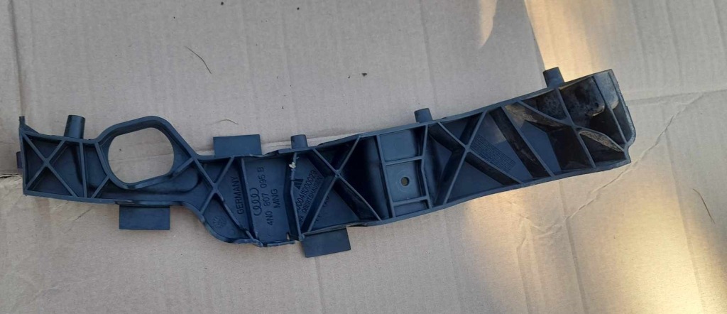 Купить Направляющая бампера левый задняя audi a8 4n 2018 - 4n0807095b