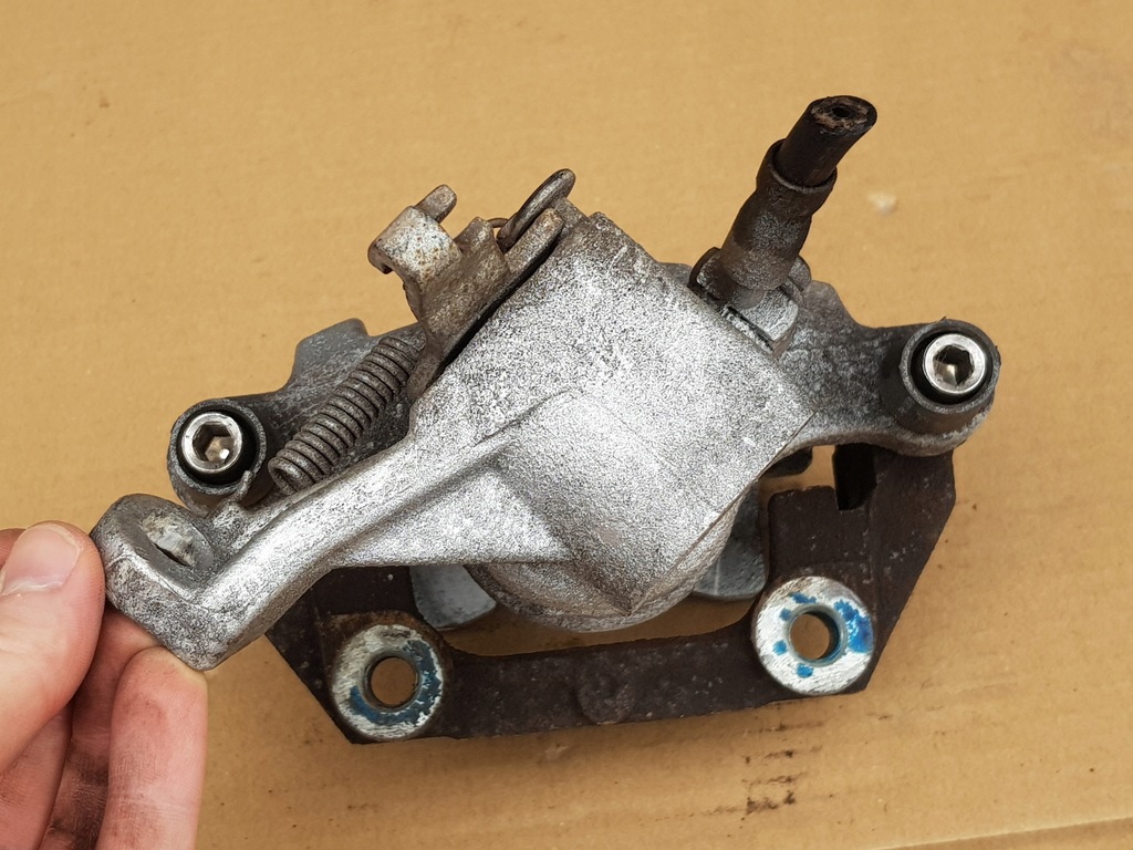 фото №9, Суппорт тормозной + скоба правый задняя / opel vectra c signum / проверенный