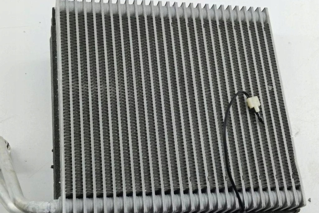 фото №9, Радіатор кондиціонера pod панель приладів opel antara 20121002d 2.2l дизель 120kw