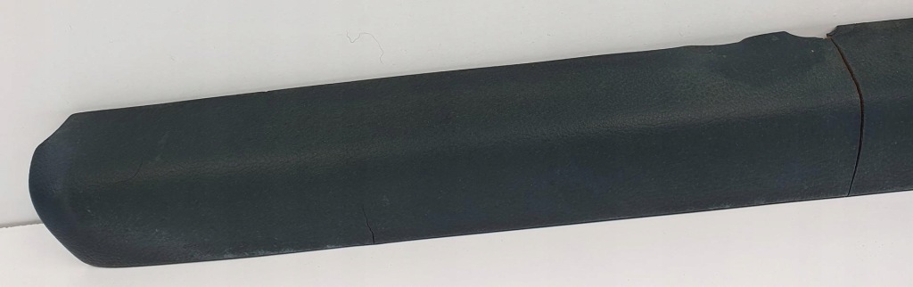 Молдинг parapet обшивка оббивка двері лівий задній mercedes w115 w114 Оригінал