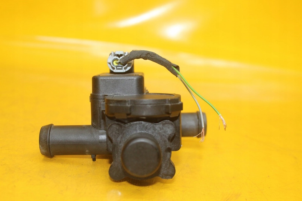 фото №9, Клапан wody отопителя porsche panamera i 97057222500