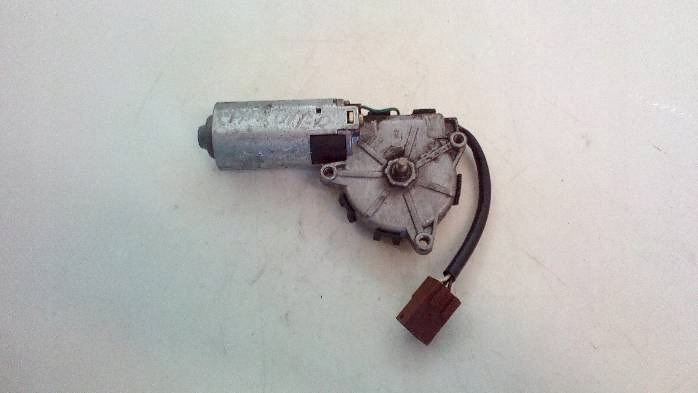 фото №8, Моторчик wycieraczkitył peugeotpartner 0390201408