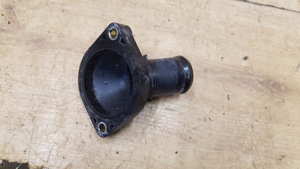 Купить Патрубок воды toyota yaris ii 1.5 16v