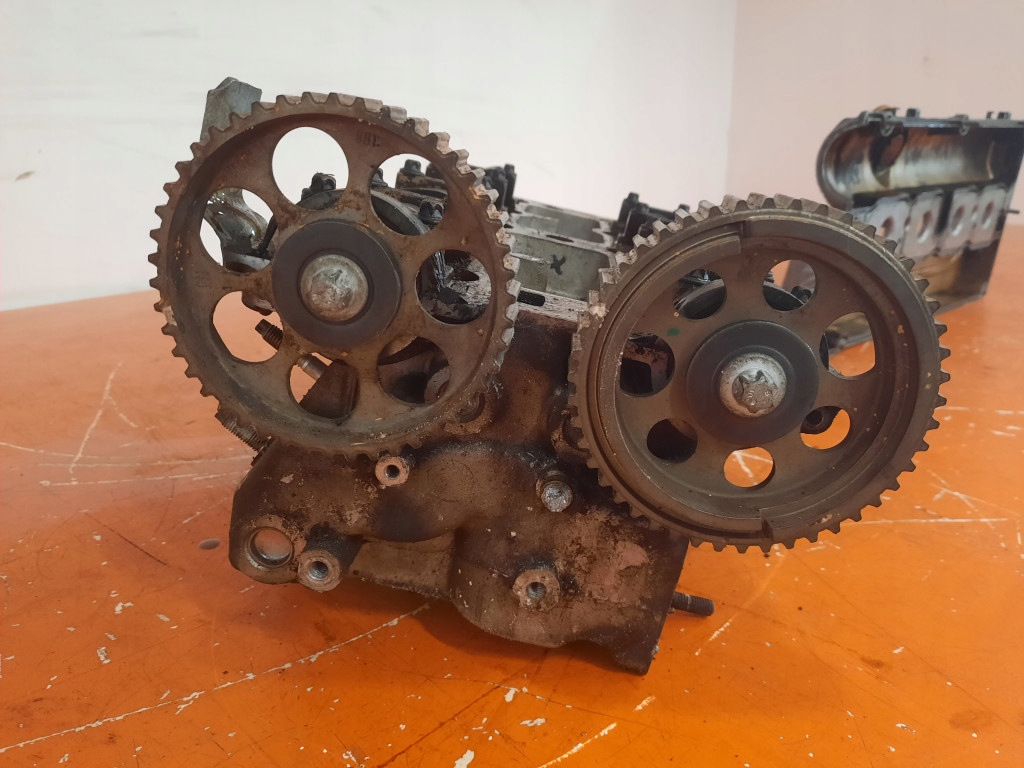 фото №7, Opel signum c 1.8mt 122km 03-05 крышка валы головка двигателя 9242094 z18xe