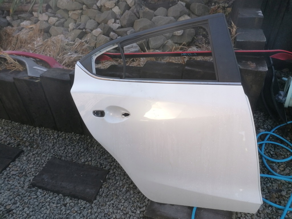 фото №1, Дверь правый задняя mazda 3 bm 25d