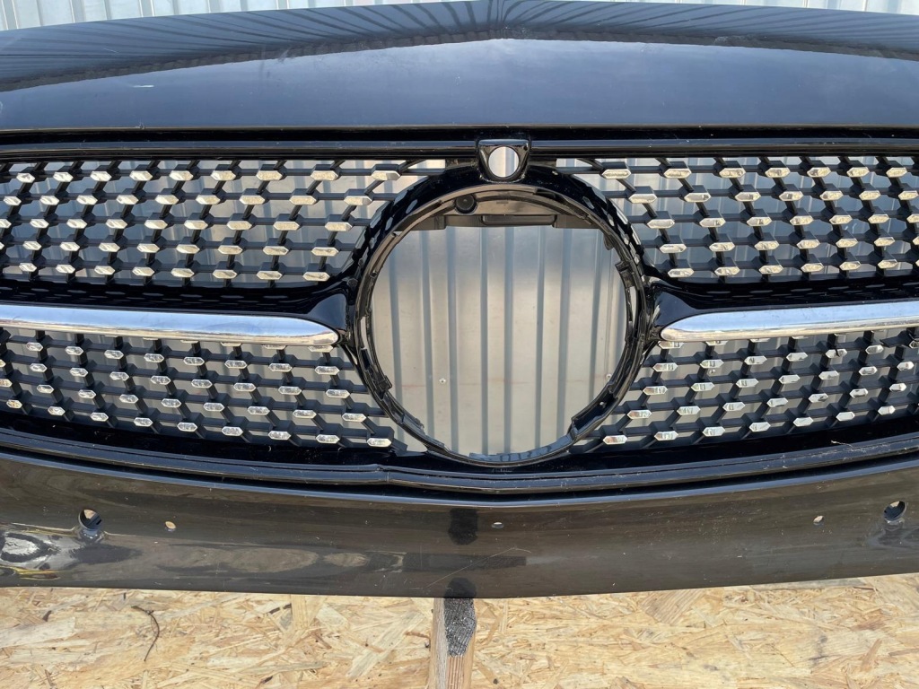 Бампер передній перед mercedes e klasa w213 amg рестайлінг Зі Шроту