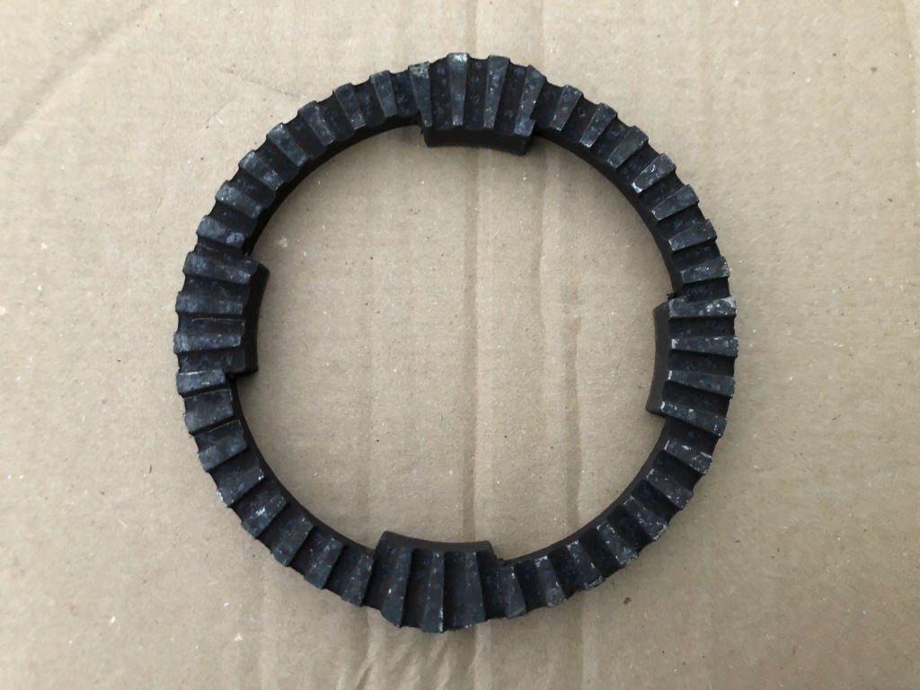 фото №1, Кольцо венец шестерня задняя abs volvo s40 v40 mitsubishi carisma