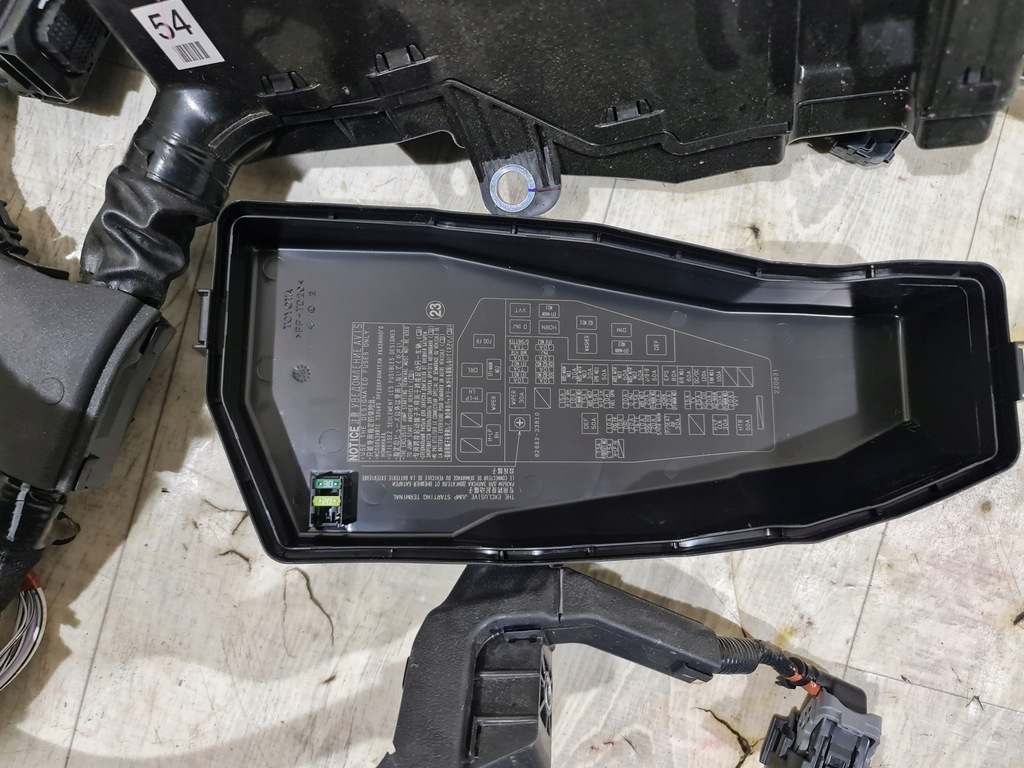 фото №9, Toyota camry viii xv70 электропроводка отсек двигателя