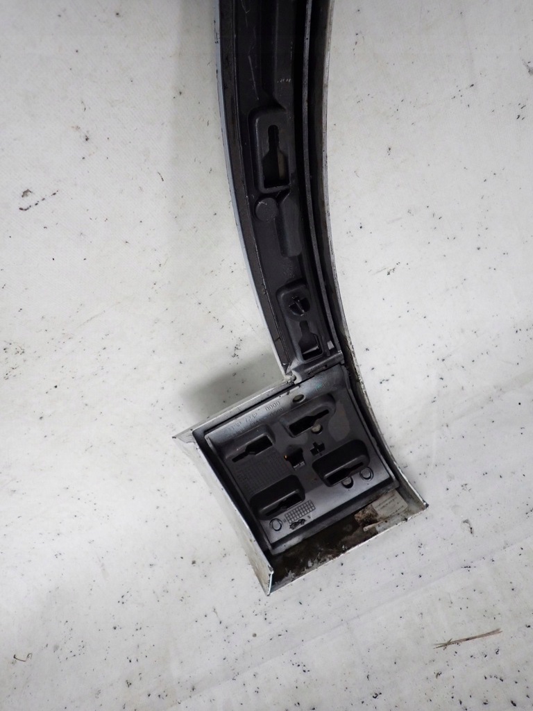 фото №11, Audi q7 4m s-line 15- молдинг крыла левая перед