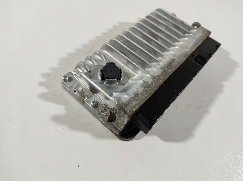 фото №6, Lexus is300h 13r бортовий комп'ютер двигуна 89661-53p70