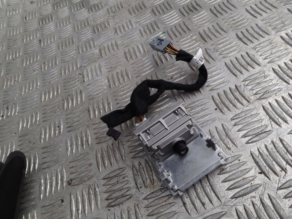 фото №1, Renault clio v 2023 ассистент поперечина движения 284628562r оригинал