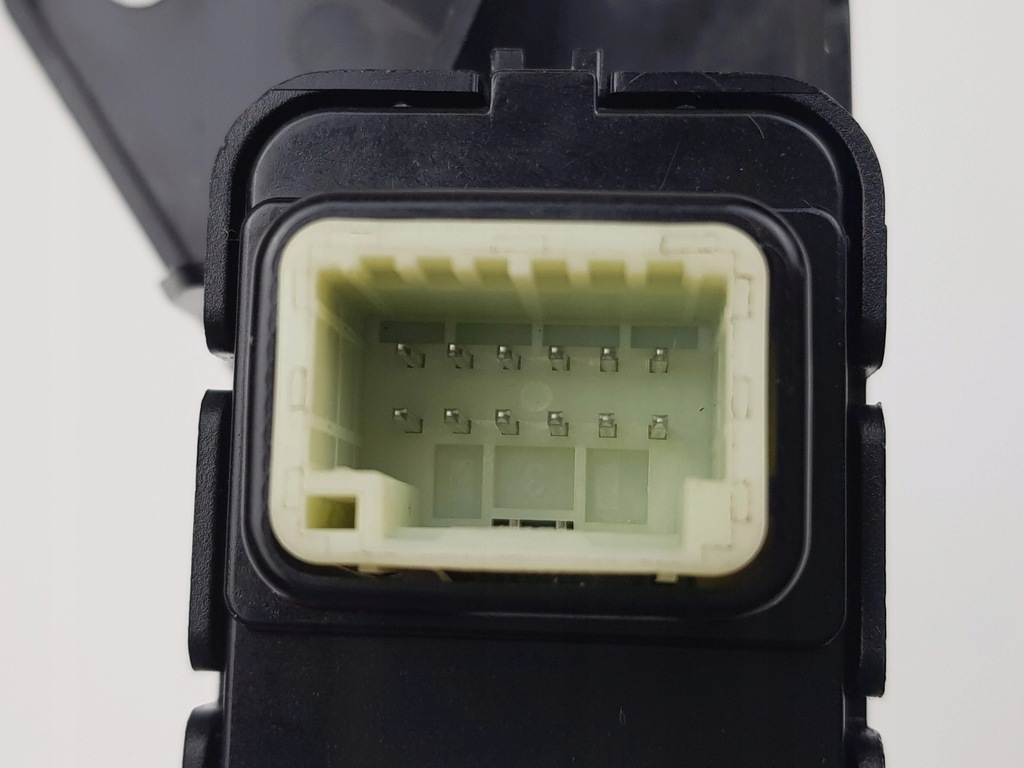 фото №9, Панель управление переключатель esp kia optima iv 17r. 93750-d4830