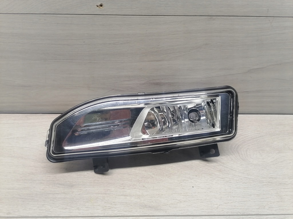 фото №1, Nissan qashqai ii lift micrahalogen правий 90078635