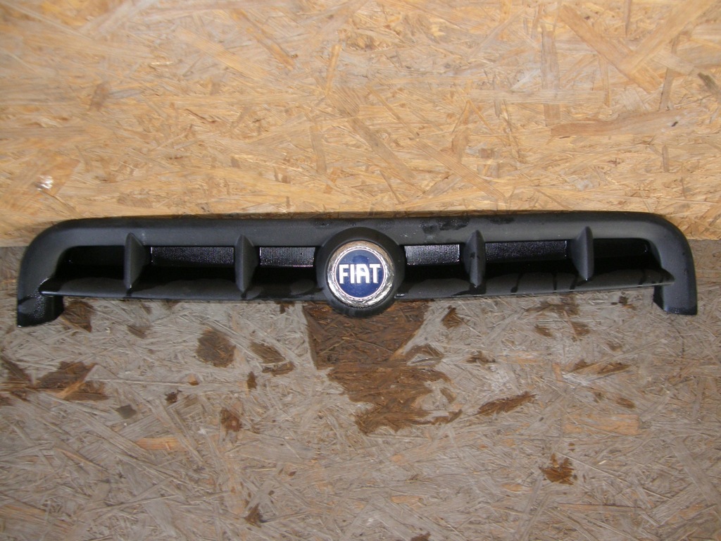 фото №1, Doblo i 01-05 решётка радиатора решётка радиатора оригинал