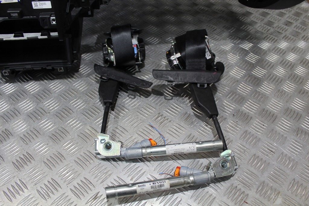 фото №7, Панель приладів консоль подушка безпеки подушки безпеки samsung talisman