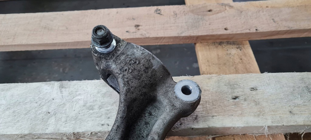 фото №9, A4 b9 8w lift вилка кронштейн амортизатора левый перед 8w0413037h a5 8w