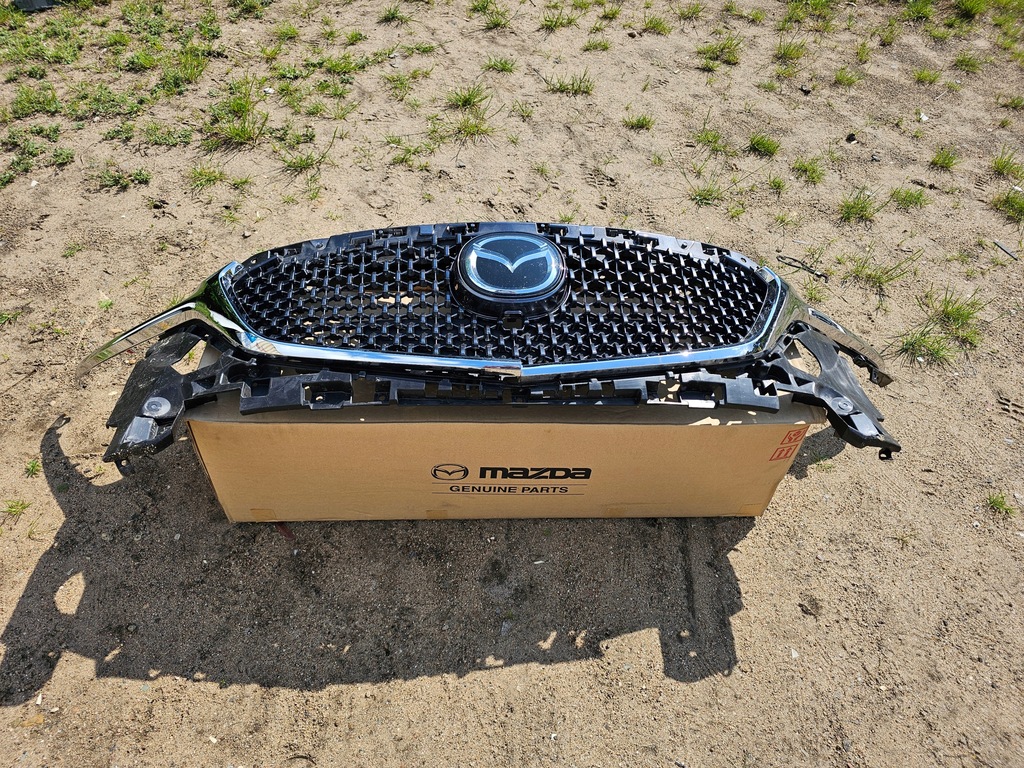 фото №1, Mazda6 mazda 6 sport line gray 18-24r. решітка радіатора решітка радіатора