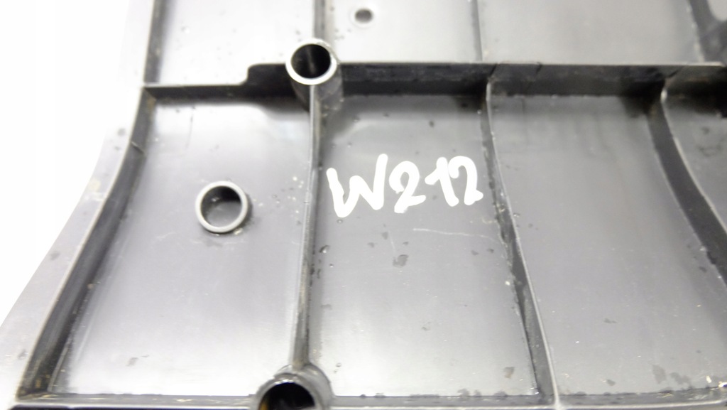 фото №8, Mercedes e-klasa w212 защита багажника a2126930233