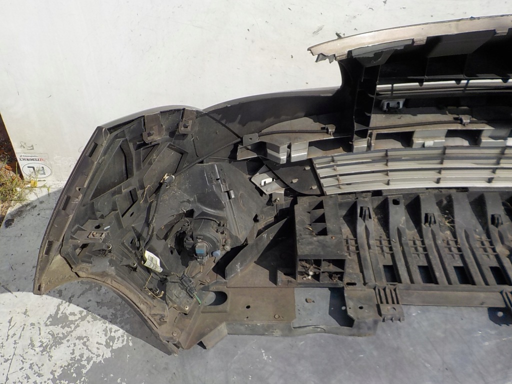 573 renault grand scenic iii бампер перед передній Зі Шроту