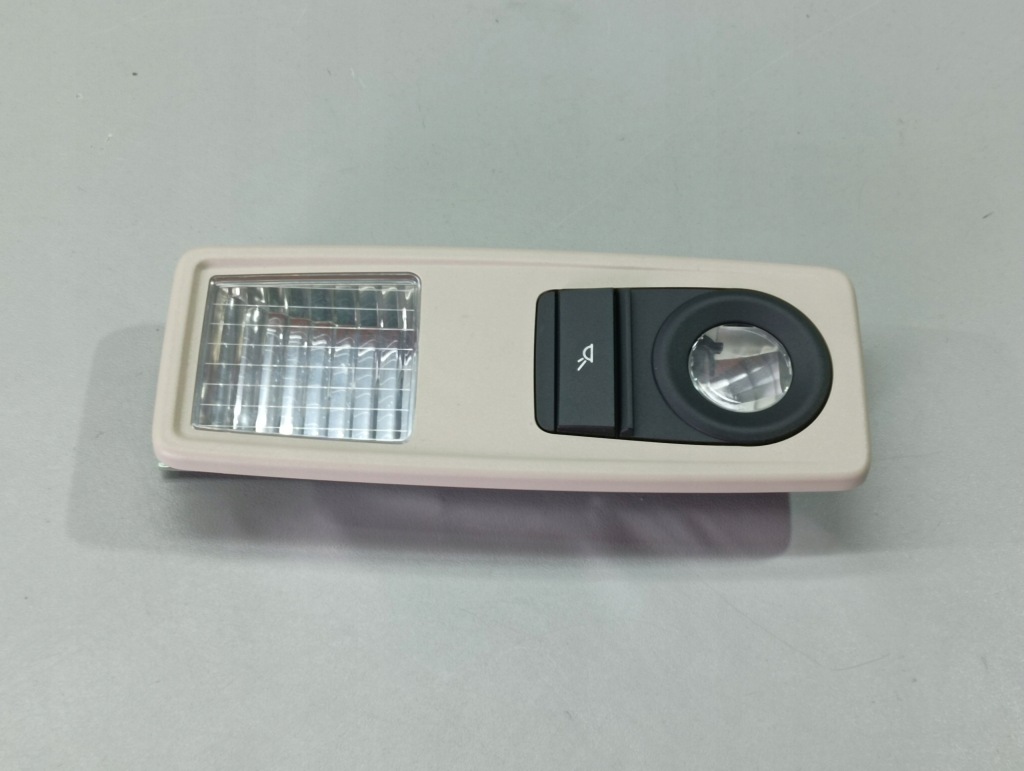 фото №1, Лампа стельовий права bmw 5 f11 f25 f26 9215618