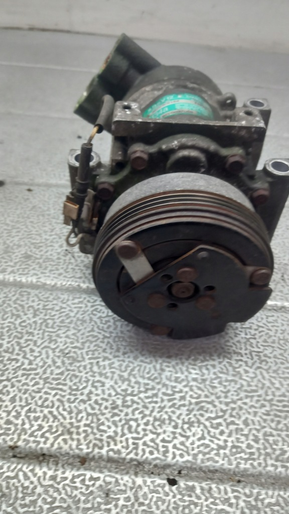 фото №1, Компрессор кондиционера renault clio ii 01r 8200037058