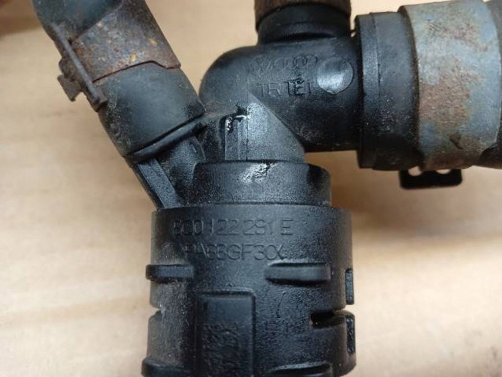 Vw golf vii 1.4 tsi шланги провода радиатора трубки воды 5q0122291e с Разборки