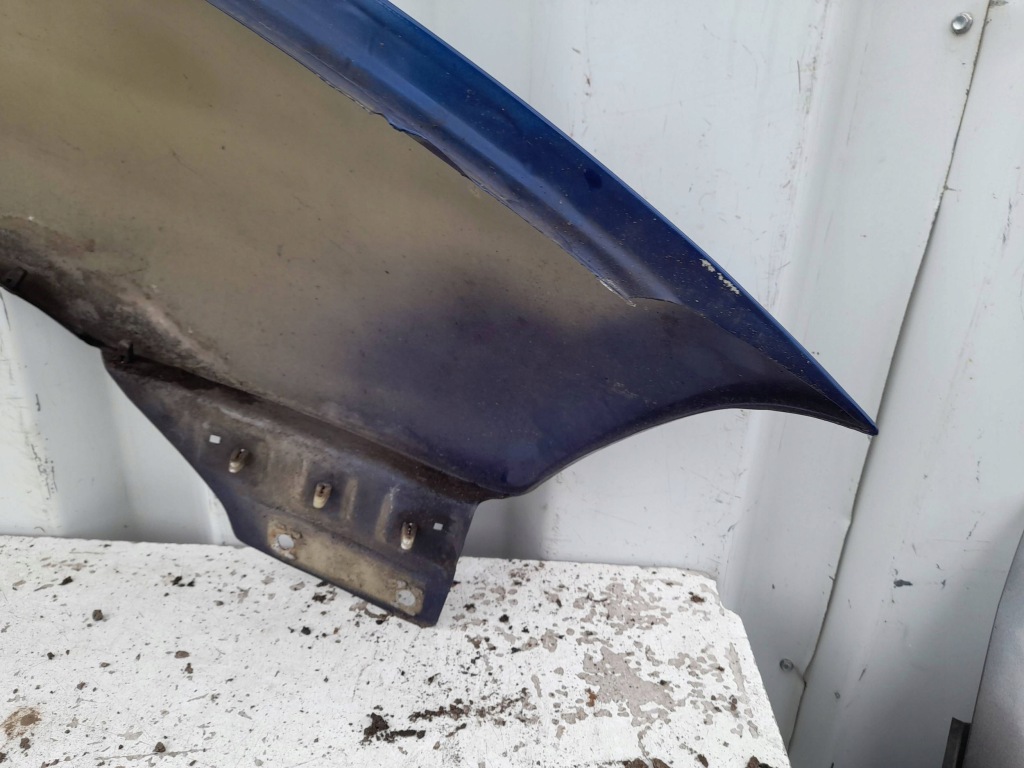 Крило перед сторона ліва seat ibiza 3 6l ls5s Київ