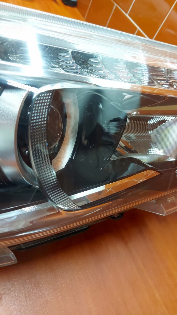 фото №14, Фара лампа правая правый перед toyota hilux viii 15-20