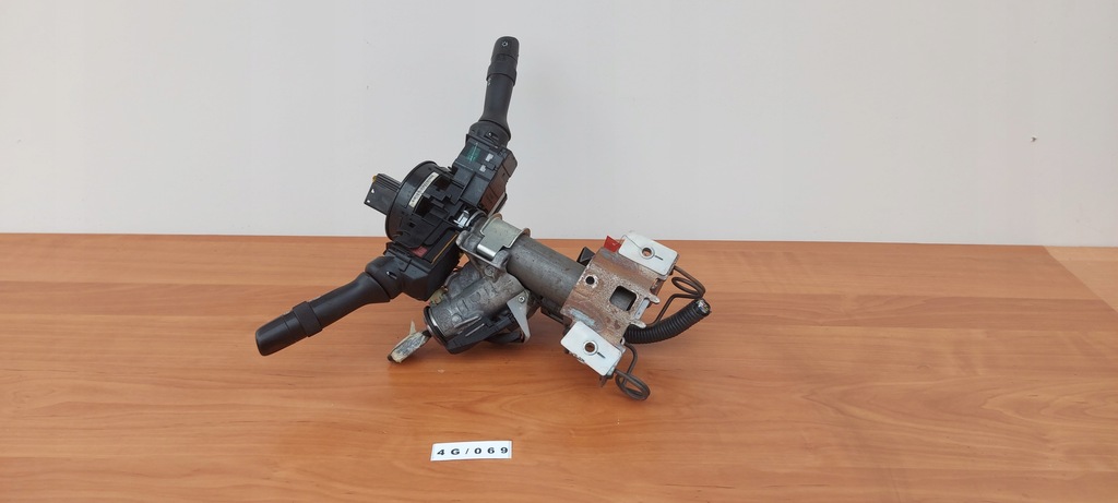 фото №2, Toyota auris 06-12 rok замок запалювання стрічка важіль