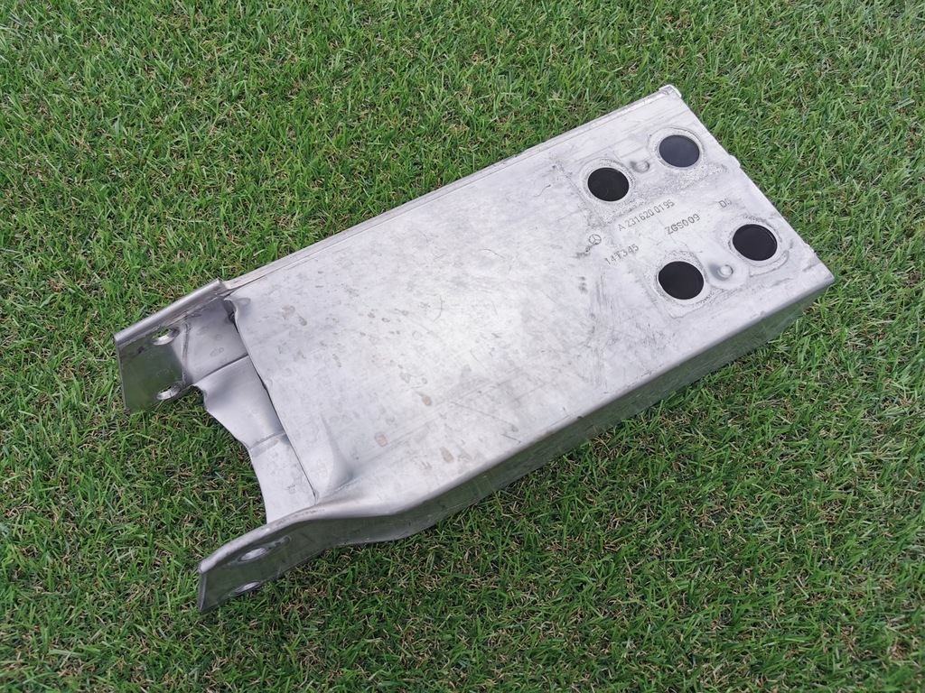 фото №13, New mercedes-benz c w206 передняя часть left распорка a2066209300 original