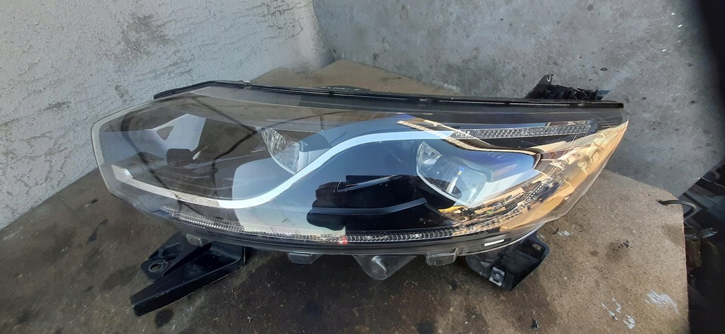 фото №1, Лампа левый перед передняя full led pure vision renault espace v 260605615r