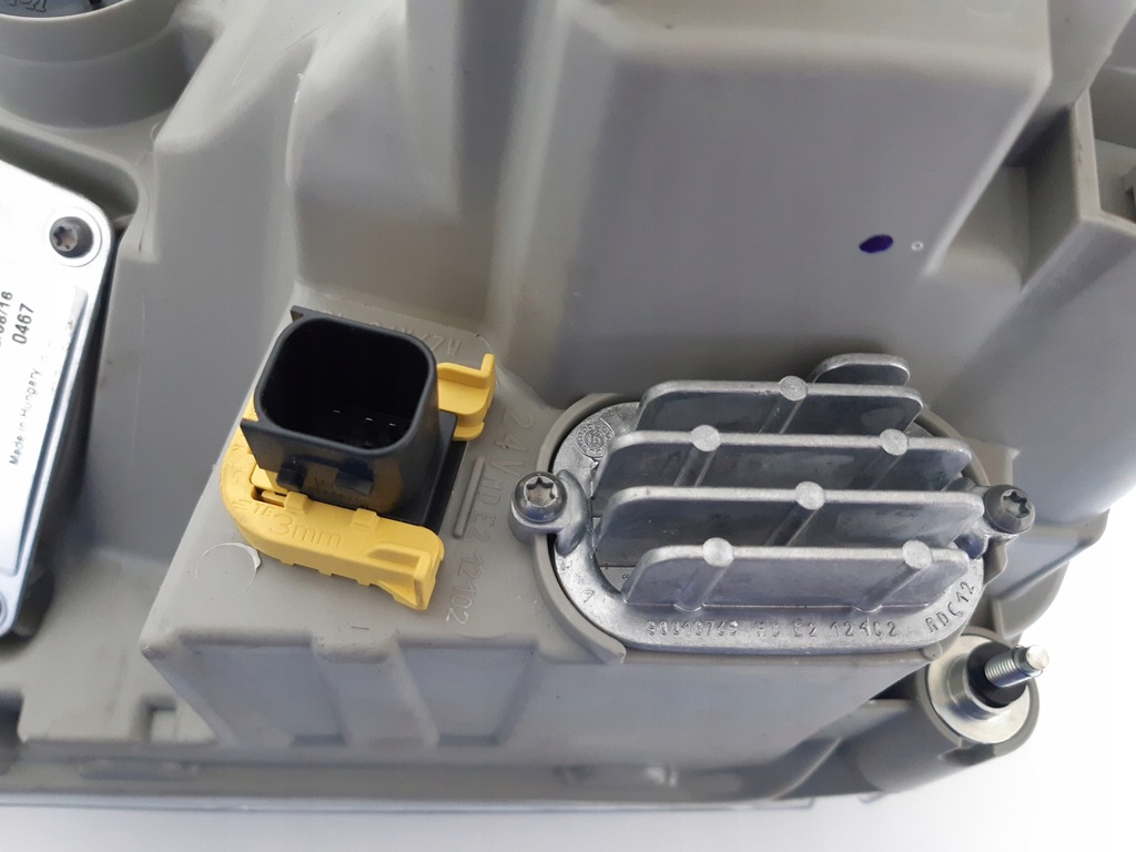 фото №9, Новий оригінальний фара лампа led volvo fl fe