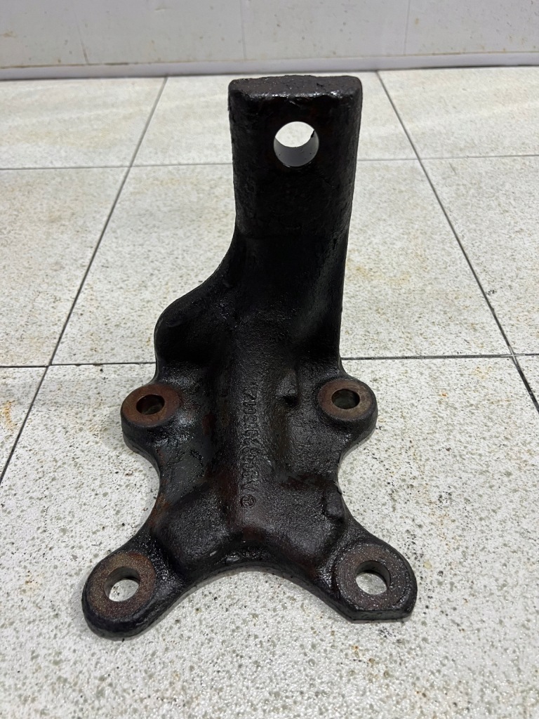 фото №1, Кронштейн кронштейн двигателя mercedes atego