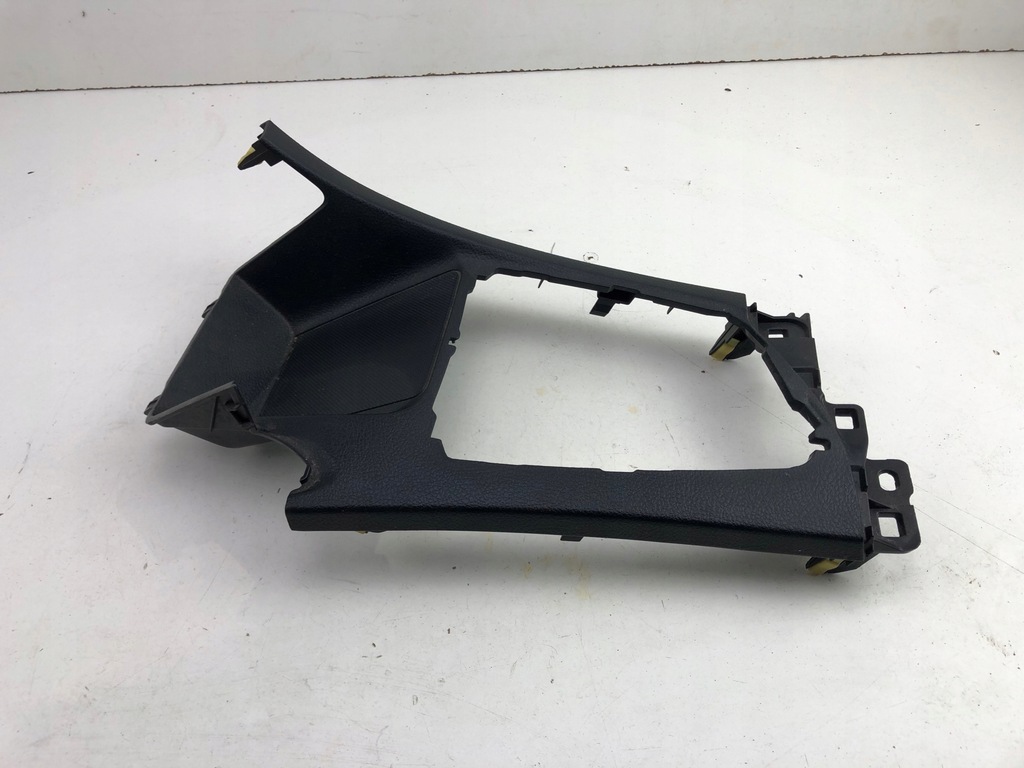 фото №1, Toyota auris ii пластик туннель 58821-02610