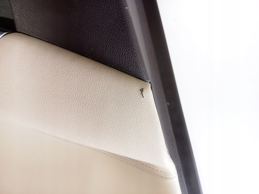 фото №3, Обшивка двері задня лівий opel insignia