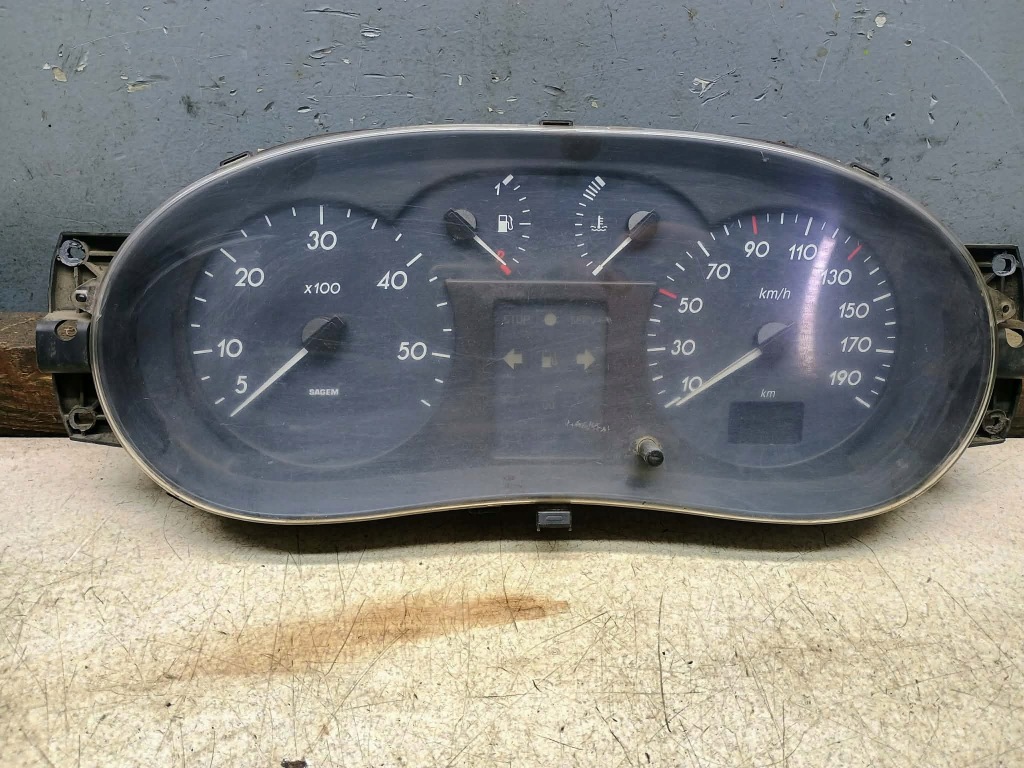 фото №1, Лічильник прилади 8200140413b renault master ii 2.2 dci