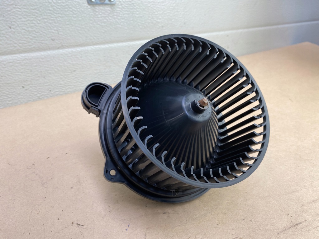 фото №8, Вентилятор обдув повітродувка dodge durango iii europa f00s3b2447