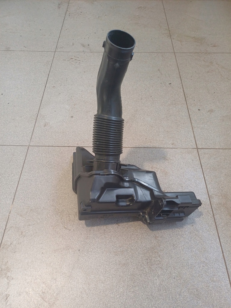 фото №9, Впуск резонатор повітря peugeot 308 berlingo iii 1,5 hdi 9810920880