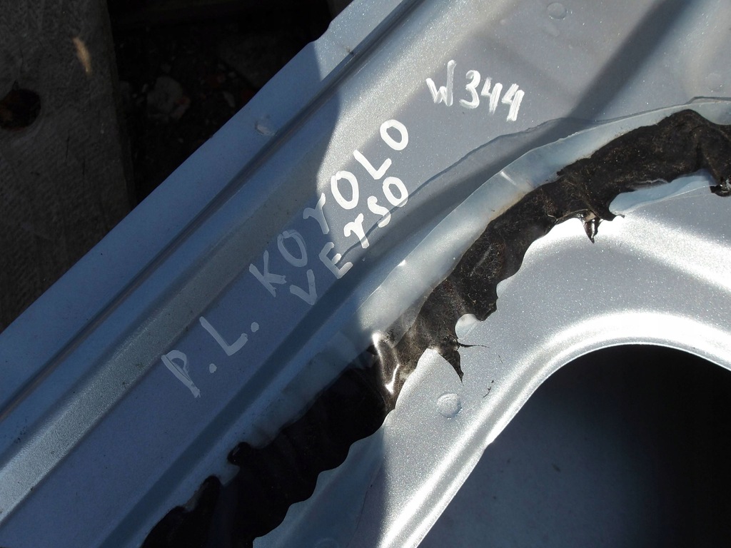 фото №12, Двері ліва перед передні toyota corolla verso ii e12 8s1 w344