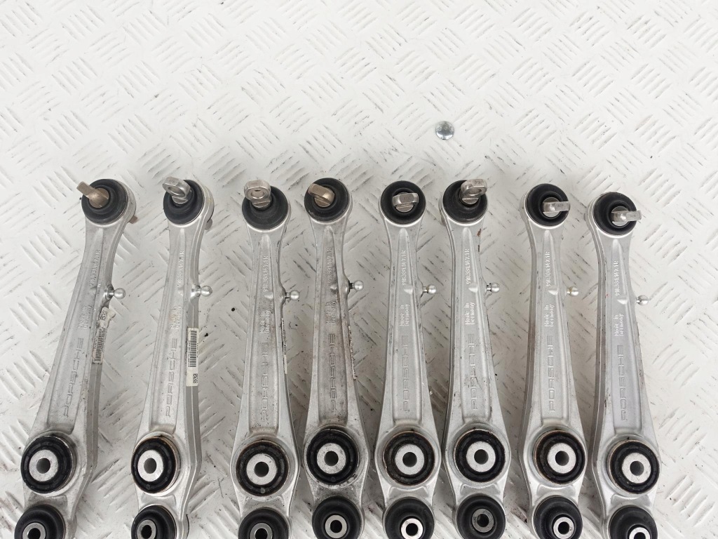 фото №3, Porsche 918 spyder важіль верхній задня l=r