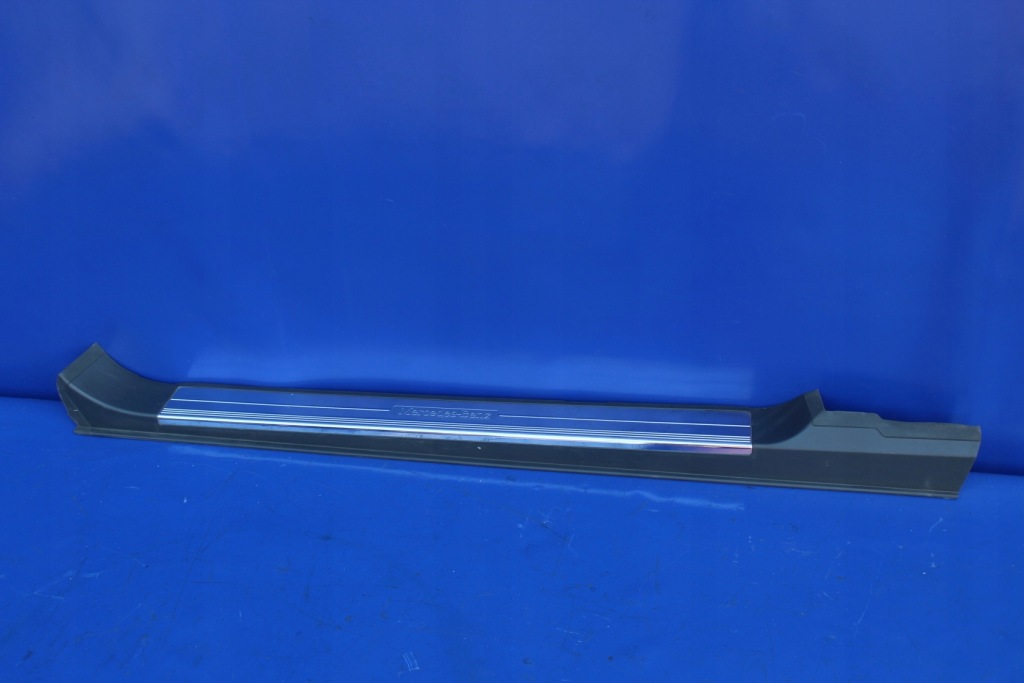 Молдинг накладка поріг права поріг оригінальний номер mercedes w215 c215 cl a2156801635 Зі Шроту