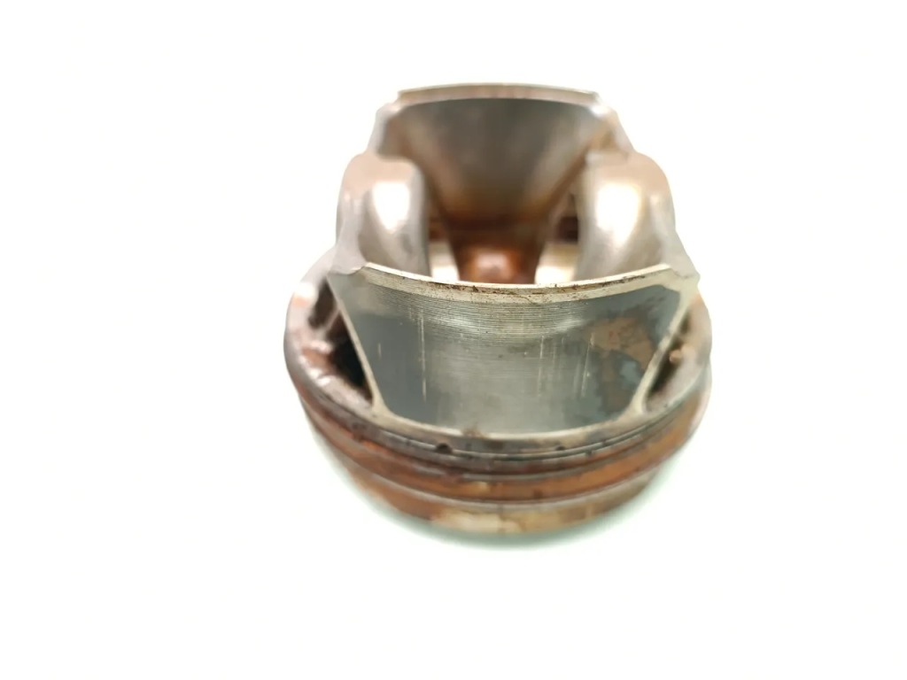 Купить Bmw z4 поршень 20i sdrive бензин 135kw 184 hp 8606459 without wrist pin