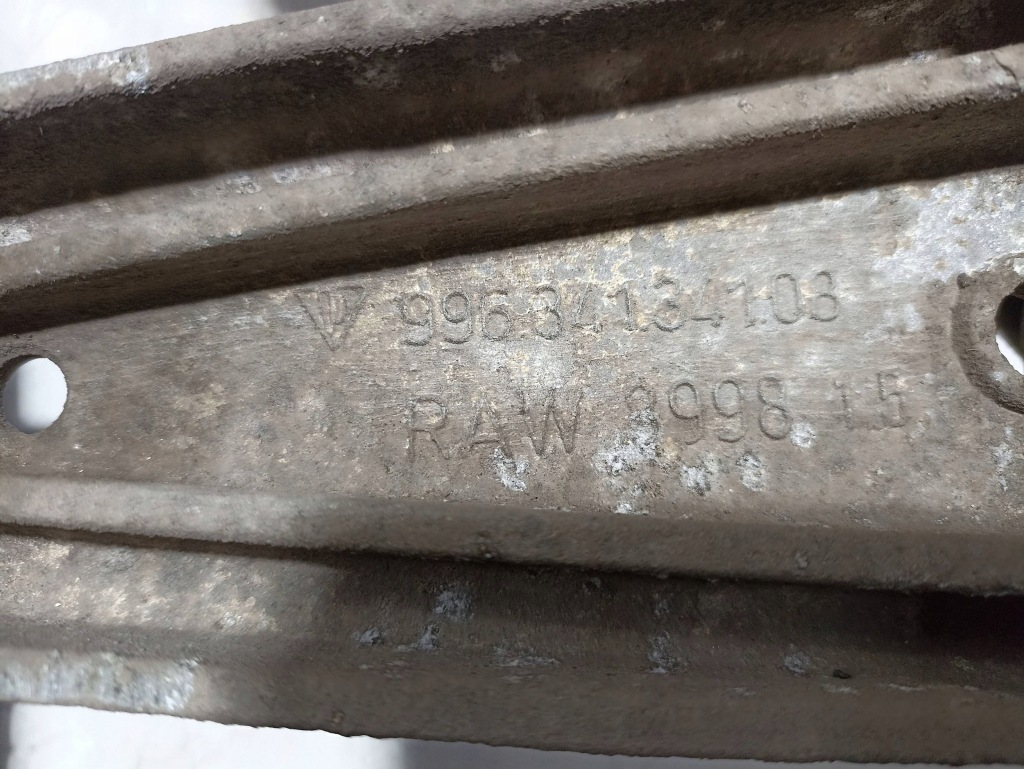 Porsche cayman 987 підрамник поперечина підрамник перед важелі 99734110106 Ціна