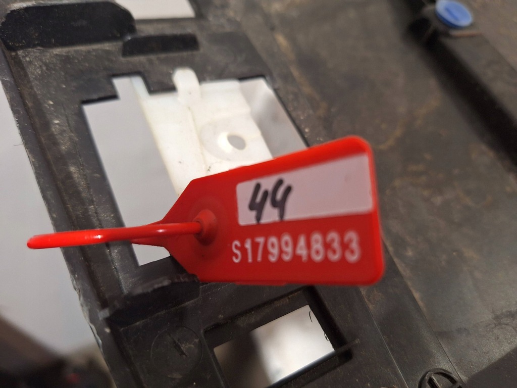 фото №8, Молдинг стекло лобовое 727526327r renault trafic iii vivaro b 14-