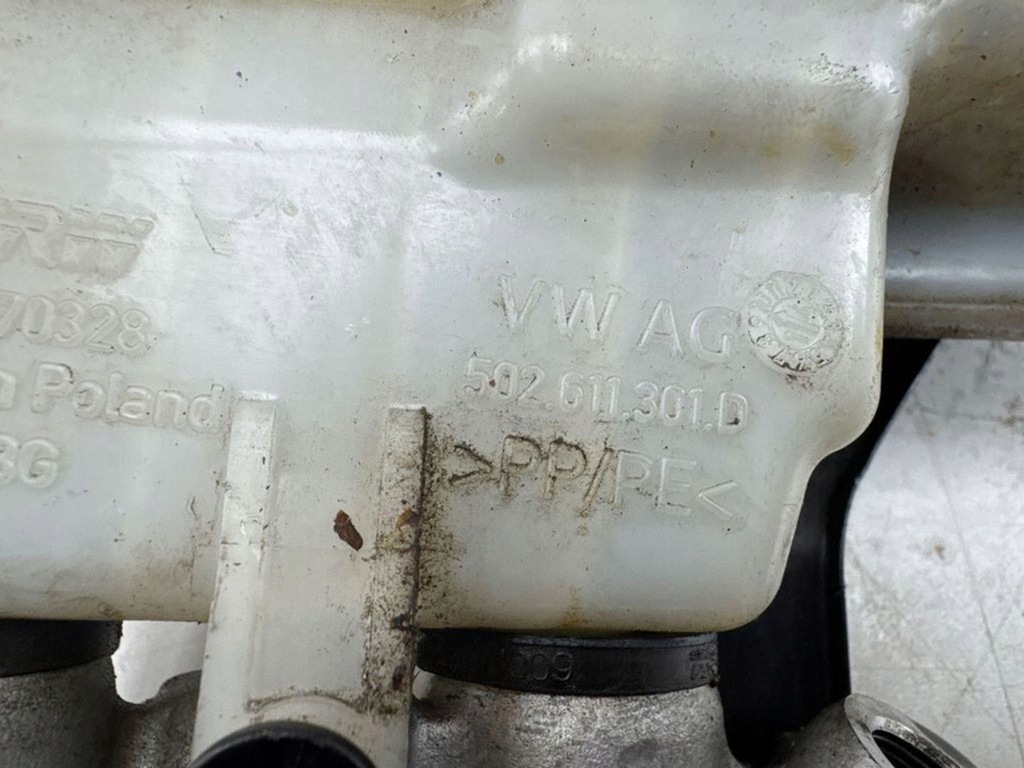 фото №5, Audi tt tts rs mk3 8s 2021 главный цилиндр тормоза