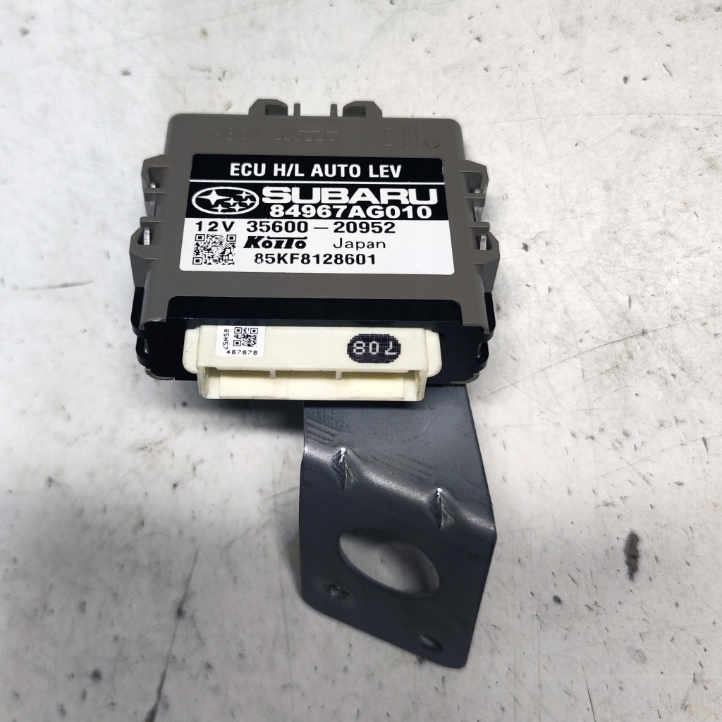 Купити Subaru outback 3 модуль світла 35600-20952