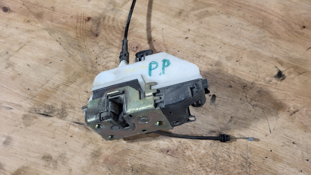 фото №3, Замок правый перед citroen c3 i 02- hb 5d 4 pin