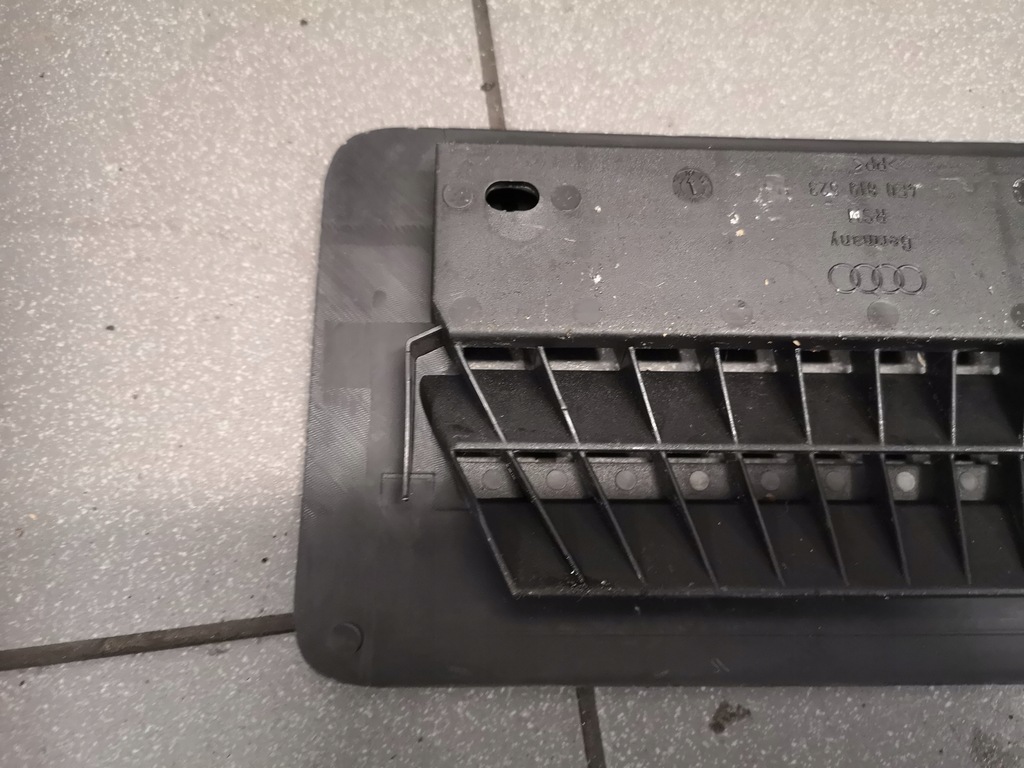 фото №7, Решётка обдув обшивка audi a8 d3 4e0819623