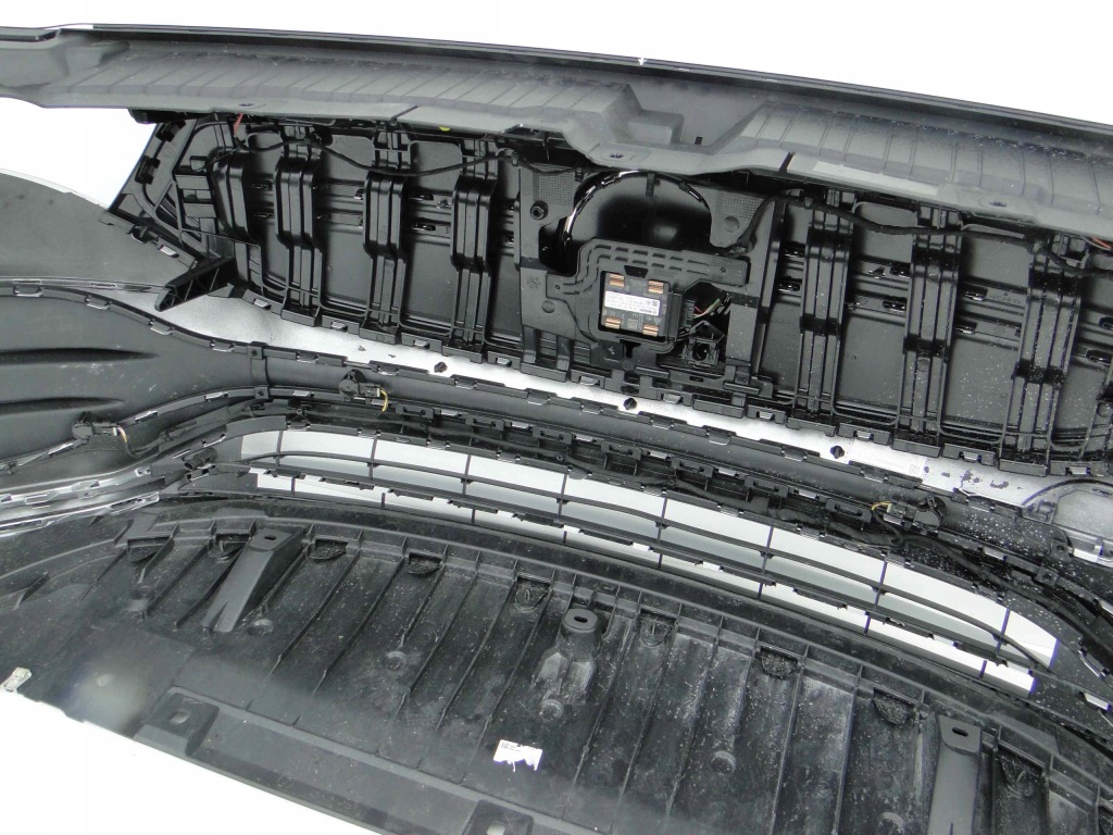 фото №10, Mercedes eqa h243 243 бампер amg pts нижня частина